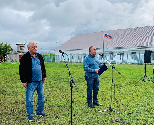 Сегодня на стадионе Городской состоялось праздничное мероприятие в честь Дня физкультурника и Дня строителя!